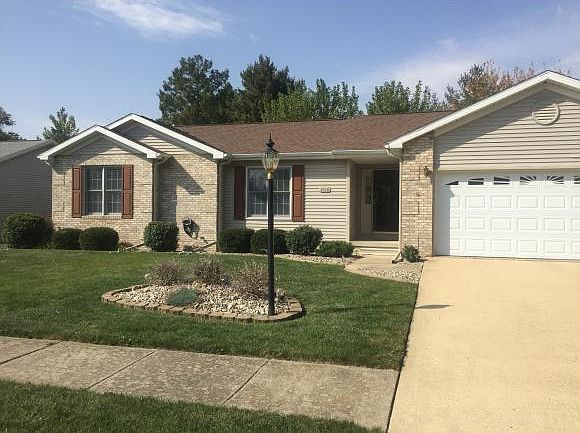 1st image of 2516 Hidden Oaks Dr