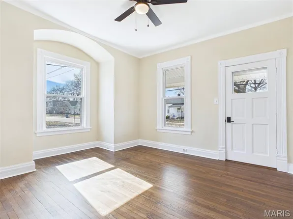 218 S Fillmore St, Edwardsville, IL 62025