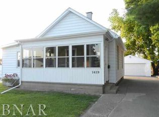 1419 W Grove St, Bloomington, IL 61701