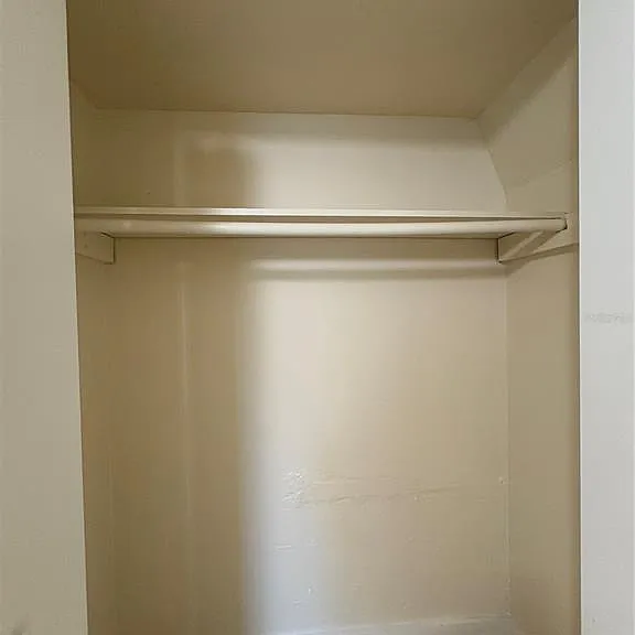 4119 W La Salle St — Photo 23
