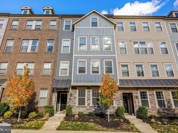 1130 Madeira Ter SE, Leesburg, VA 20175