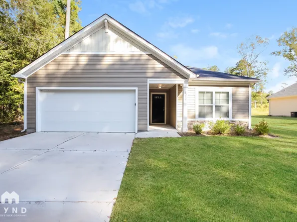 1306 Gardner St, Camden, SC 29020