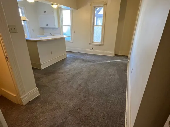 452-454 W 9th, 452-454 W 9th St #4, Erie, PA 16502