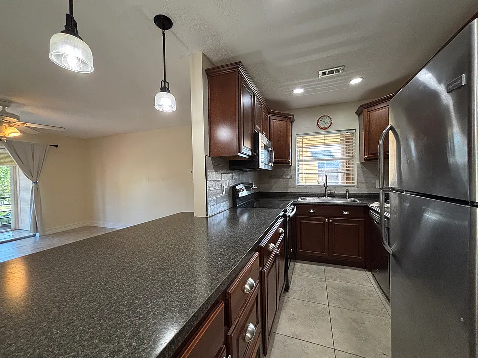 1251 NW 13th St #439C