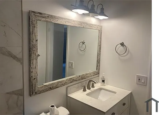 2 bed, 900 sqft, $2,226 — Photo 2