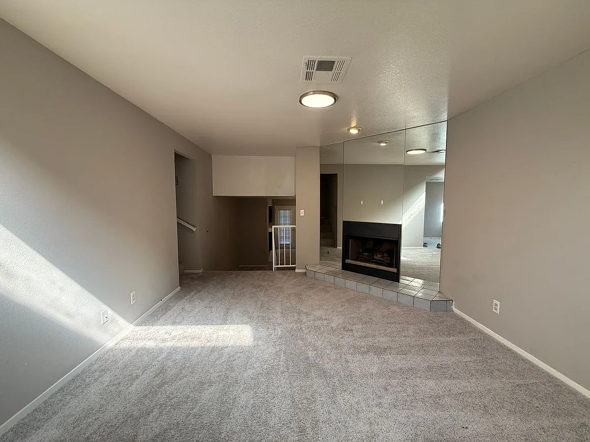 Building Photo - 3980 Tirana Way