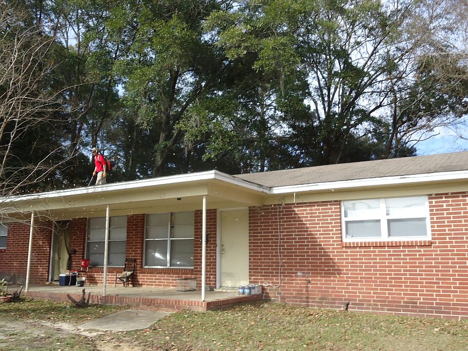 1st image of 628 W Tharpe St