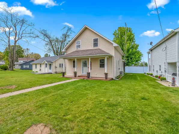 818 N Werners Landing Dr, Bronson, MI 49028