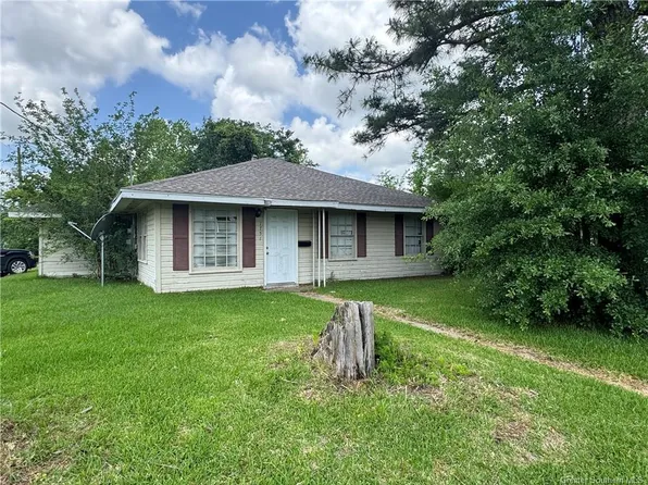 1751 Broadmoor Dr, Lake Charles, LA 70601