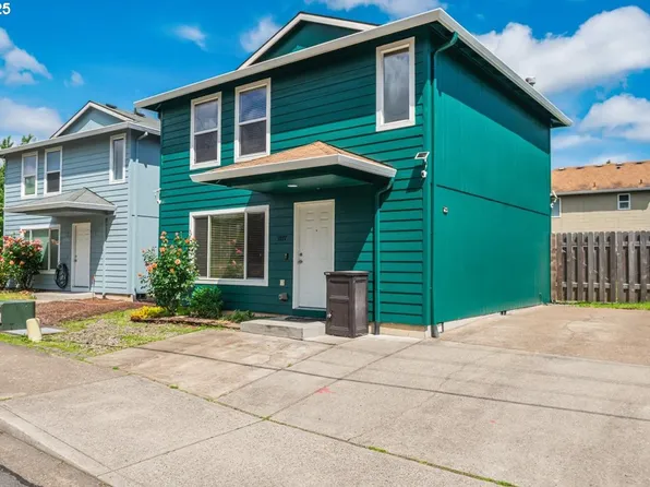 3977 SE Salquist Rd, Gresham, OR 97080