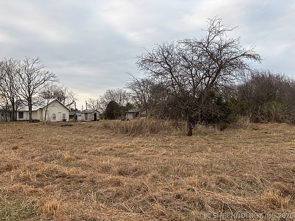 5th image of 1398 Sexton Rd
