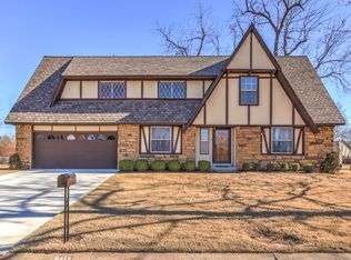 8617 S Forest Rd W, Broken Arrow, OK 74011