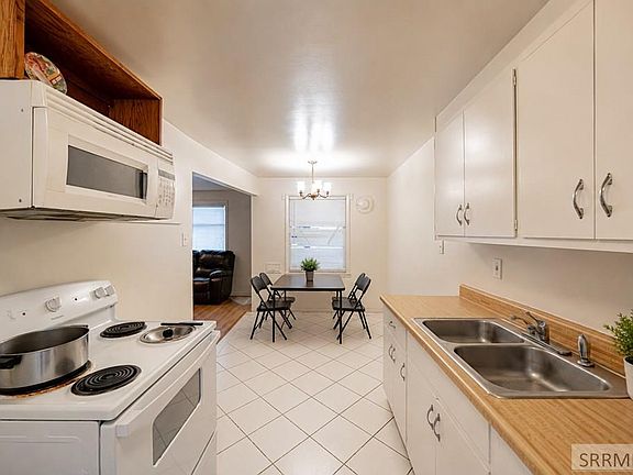 4th image of 610-612 Holbrook Dr