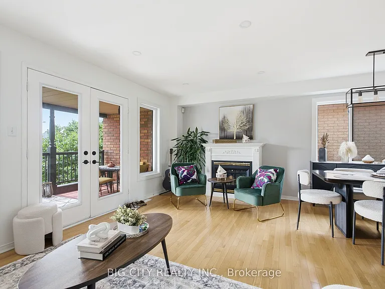 7395 Banffshire Ct #MAIN UPPER — Photo 10