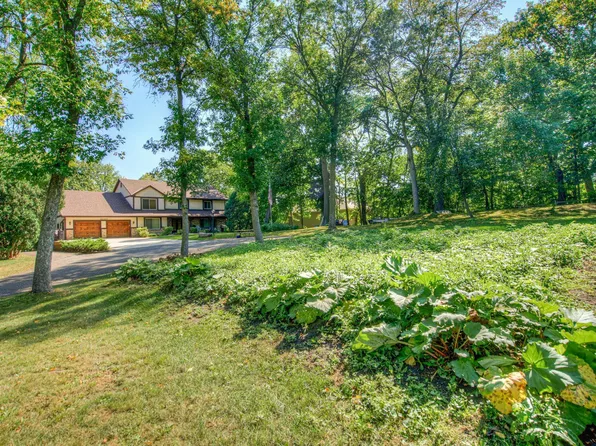 12105 29th Ave N, Plymouth, MN 55441