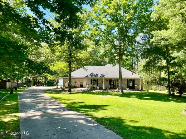 415 Greenbriar St, Brandon, MS 39047