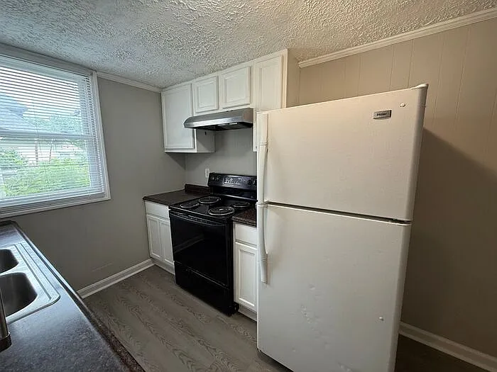 317 Elberta St #A — Photo 12