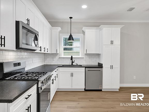5th image of 4300 David Dr