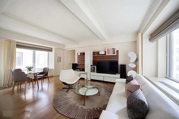 Rented by Compass | media 11