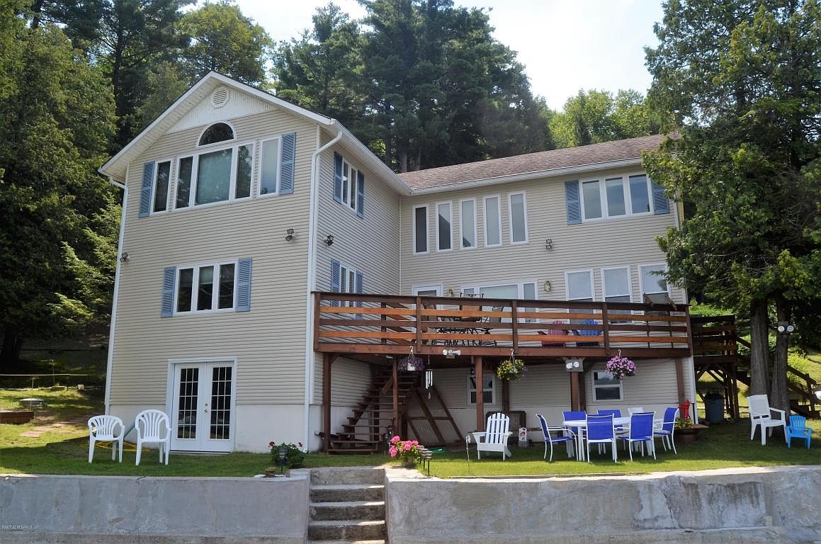 2360 Black Point Rd, Ticonderoga, NY 12883 Zillow