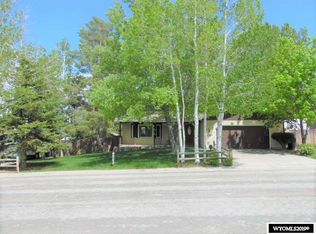 1565 Trojan Dr, Casper, WY 82609