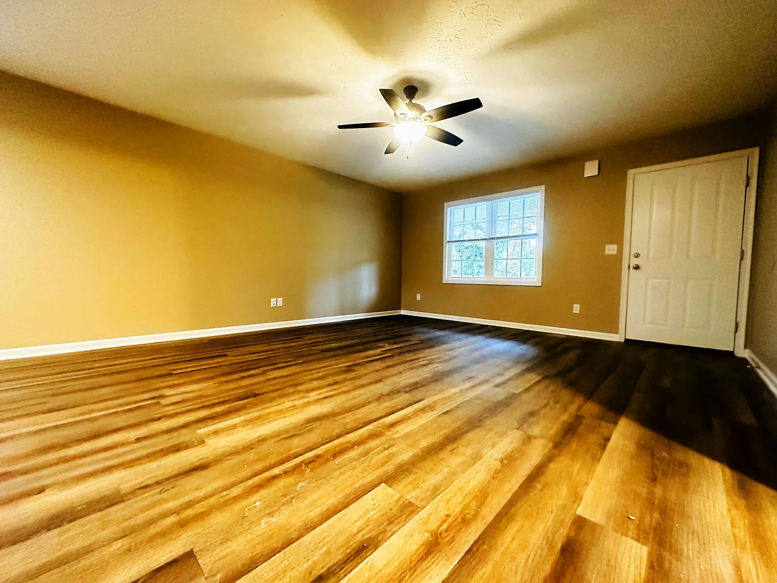 3 bed, 1524 sqft, $1,825 — Photo 3