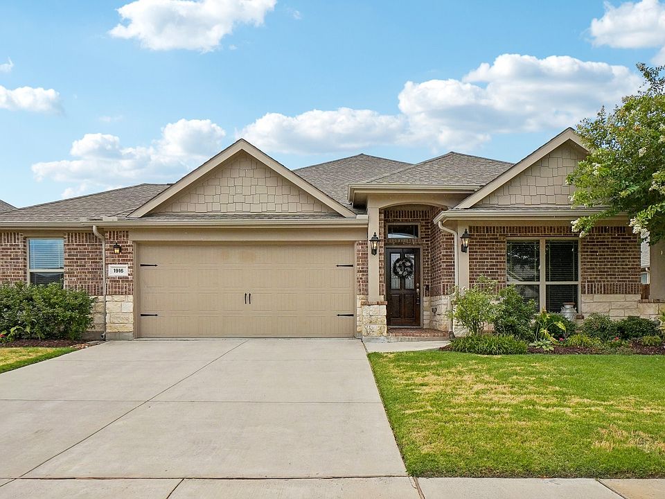 1st image of 1916 Hollister Ln