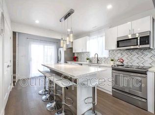 141 Craigroyston Rd, Hamilton, ON L8K 3J9