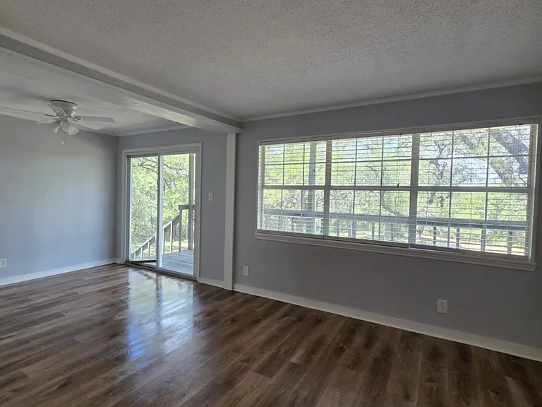 12219 Waters Park Rd — Photo 8