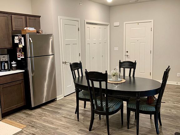 4th image of 2845 NW 20th Ln APT 204