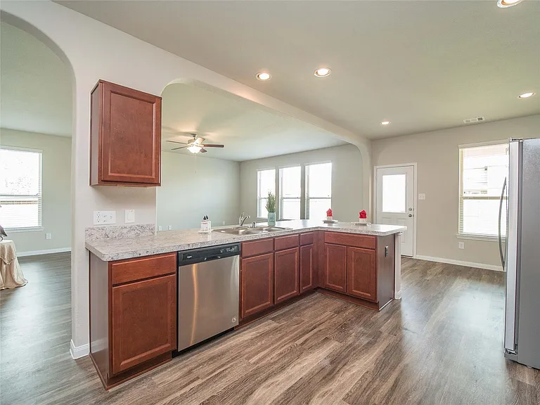 3542 Vivaldi Dr — Photo 16
