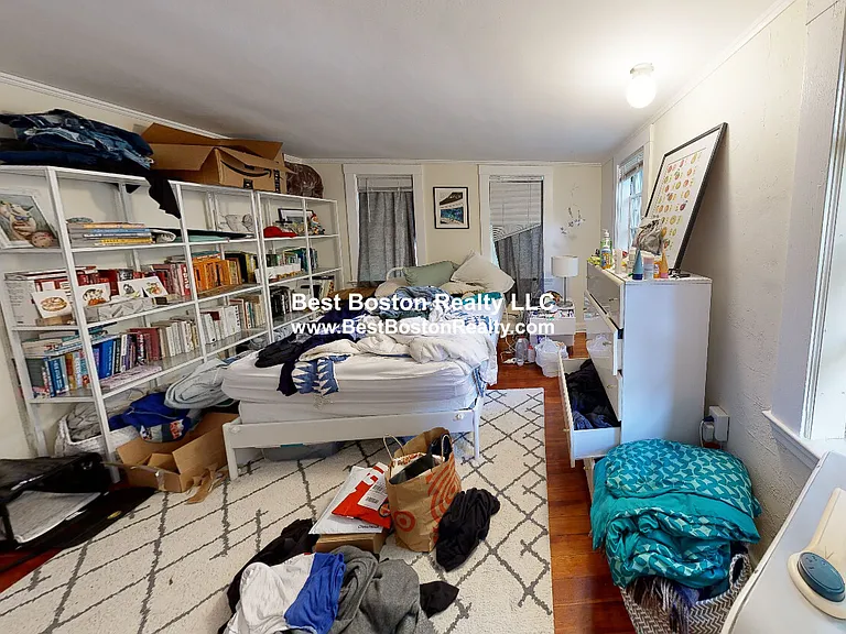 38 Gibson St #3B — Photo 6