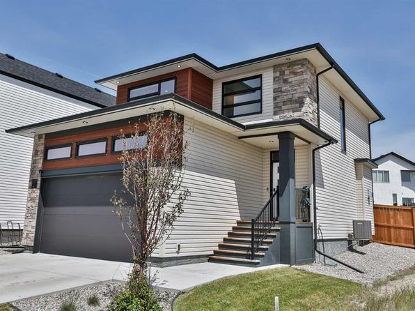 1473 Coalbanks Blvd W, Lethbridge, AB T1J 5L5