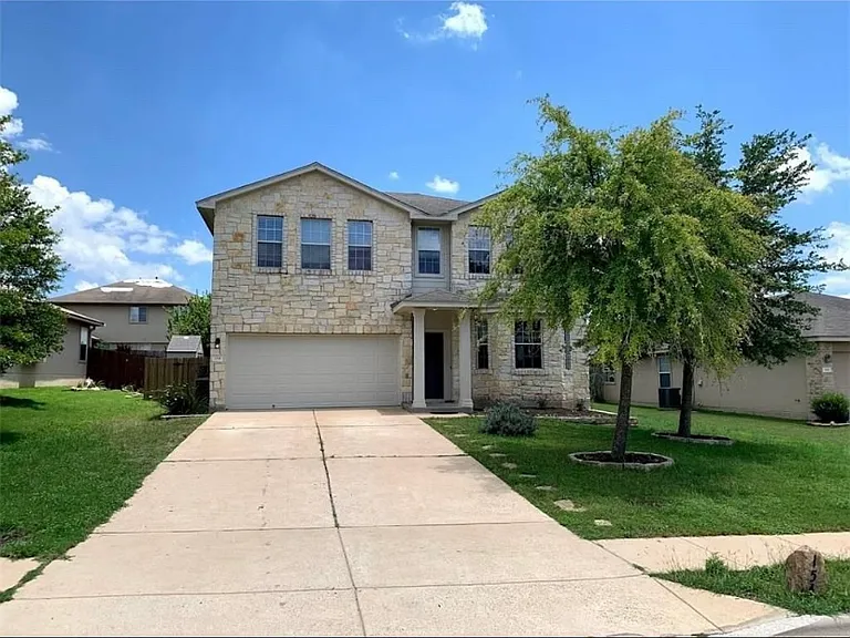 154 Picadilly Dr — Photo 1