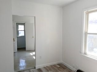 3317 W 50th St APT 3, Cleveland, OH