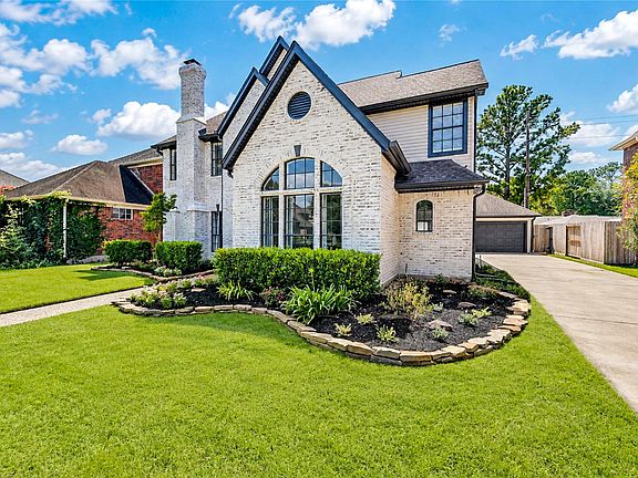 5th image of 1118 Sherfield Ridge Dr