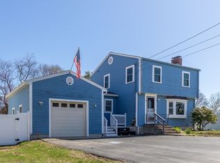 18 Summit Ave, Amesbury, MA 01913