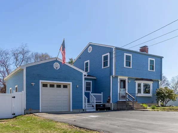 18 Summit Ave, Amesbury, MA 01913