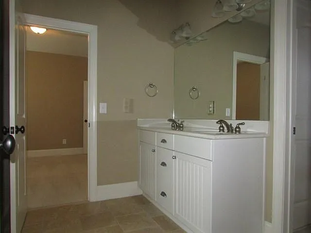 1305 Palace Garden Way — Photo 11