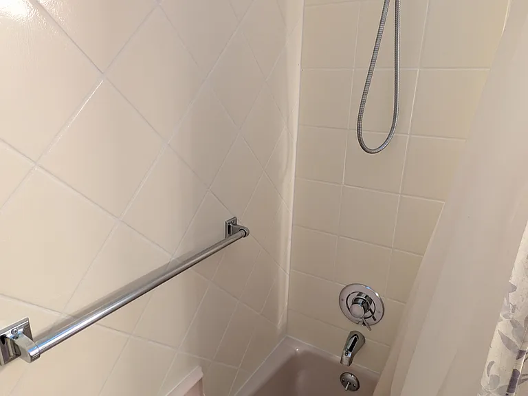 6227 Acorn Dr — Photo 8