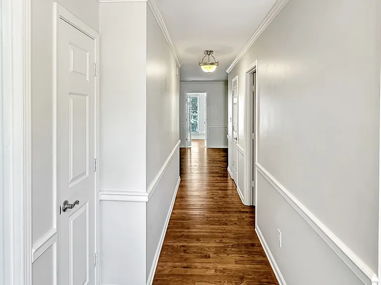 1225 Whitlock Ridge Dr SW — Photo 3