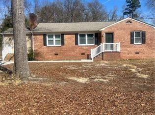 14621 Rivermont Rd, Chester, VA 23836