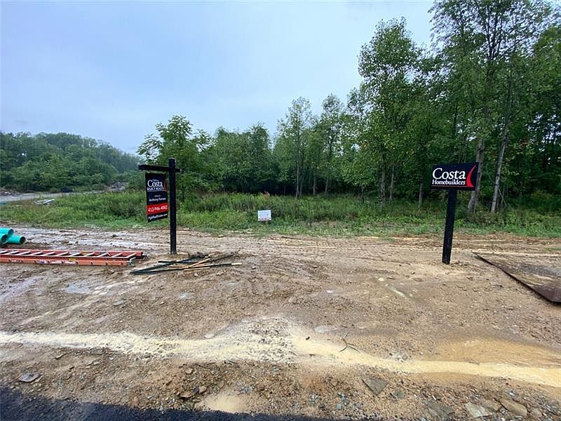 2nd image of 1005 Molise Ct