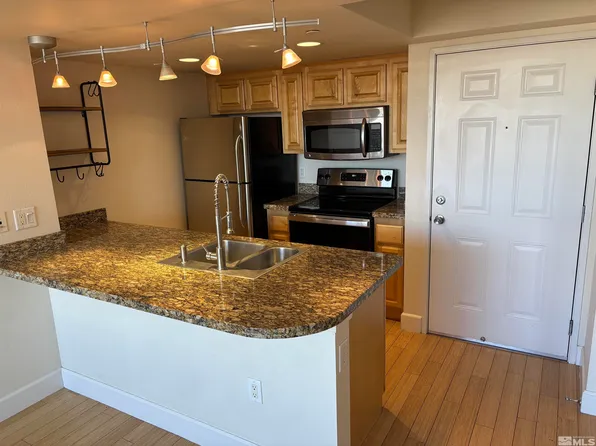 450 N Arlington Ave Unit 909, Reno, NV 89503