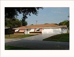 2nd image of 1514 Venus Ave