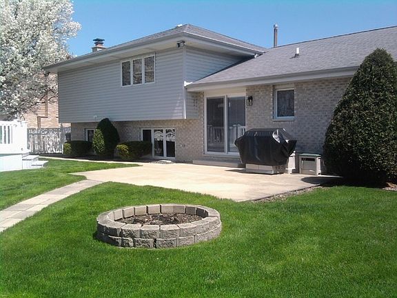 2nd image of 16530 Churchview Dr