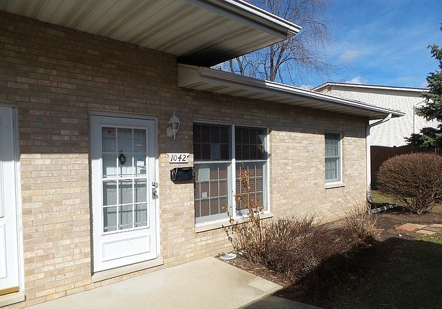 1st image of 1042 Chovan Dr #42