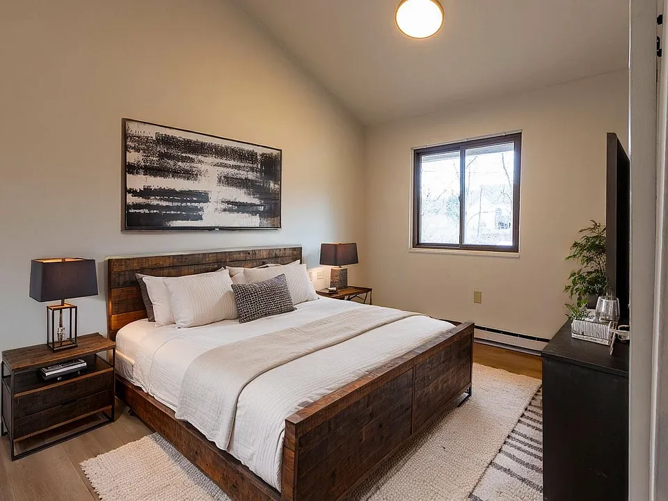 224 Logan Ave