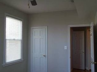 1817 24th Pl SE APT 101, Washington, DC 20020