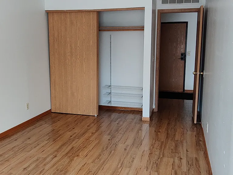 Whispering Pines Apartments — Photo 4